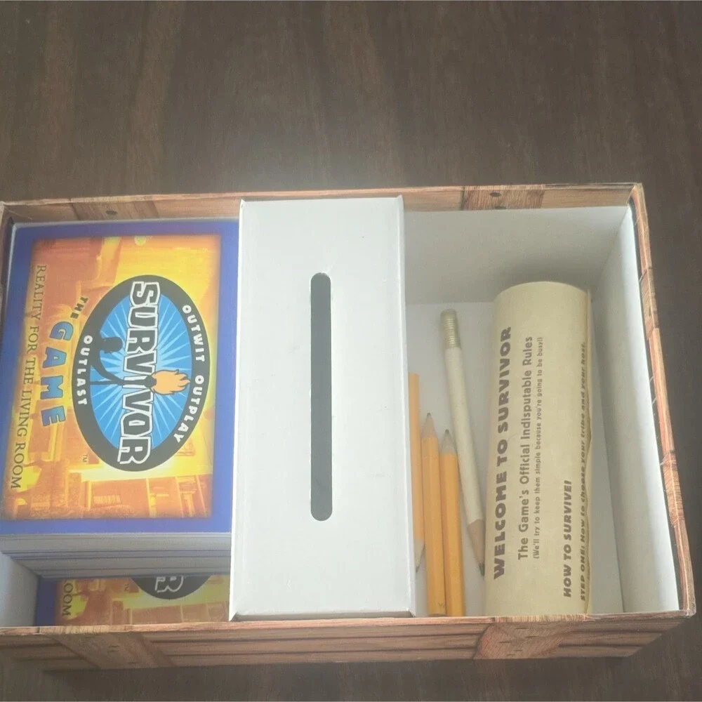 Survivor Survivor The Game TV Show Party Card Game Complete 2+ 12+ 2000